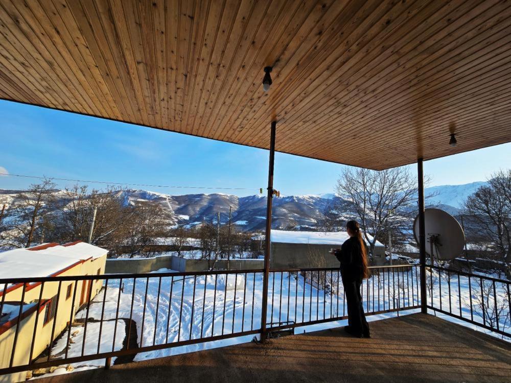Saro B&B And Safari Tours Татьєв Екстер'єр фото
