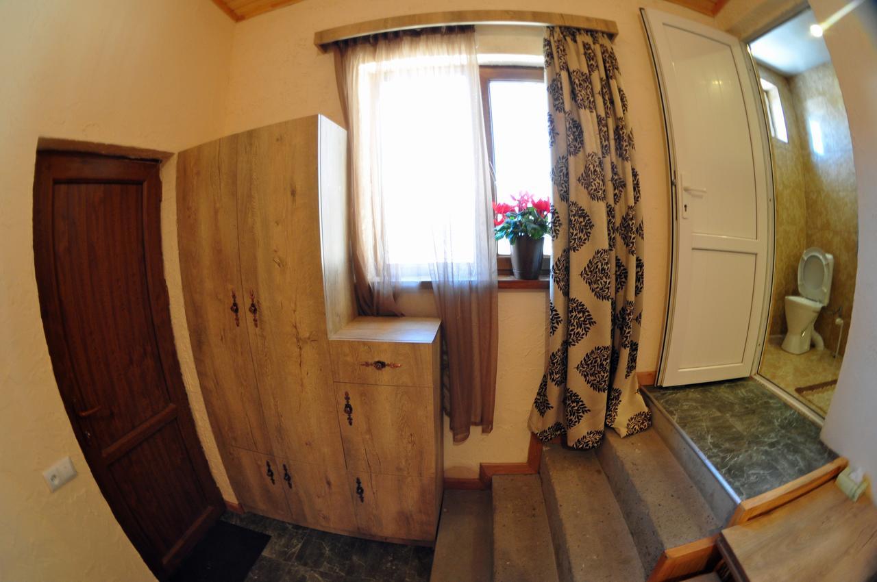 Saro B&B And Safari Tours Татьєв Екстер'єр фото